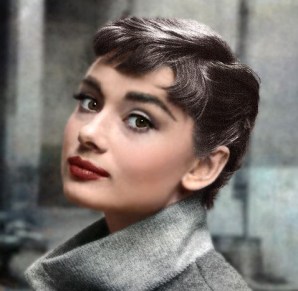 Audrey-Hepburn-Portrait-Everything-Audrey-3
